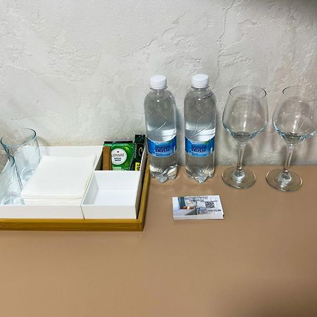 Myfreedom Апартаменти Метро Кловська, Військовий Госпіталь 基輔 外观 照片